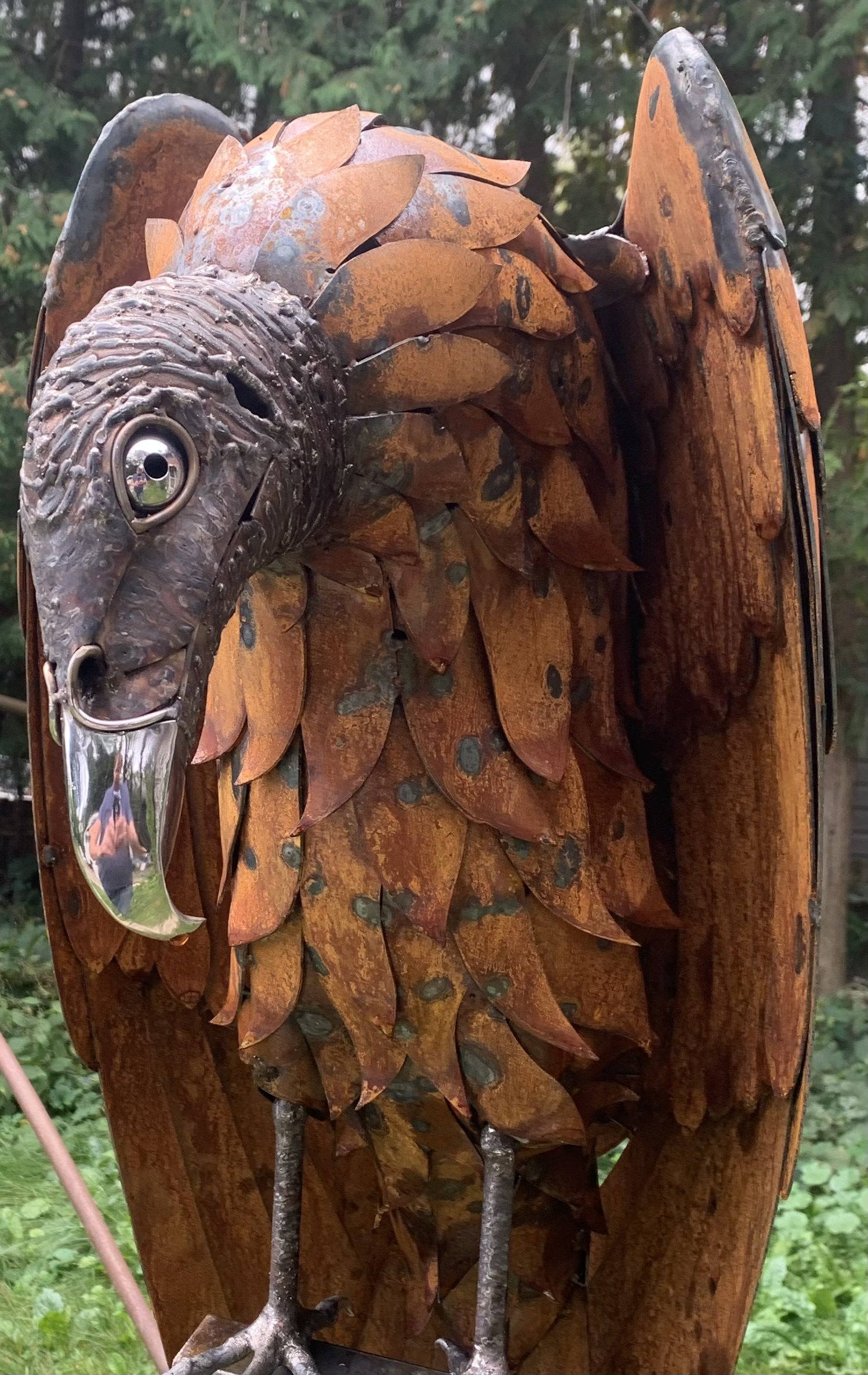 Metal sculpture by Richard Van Heuvelen