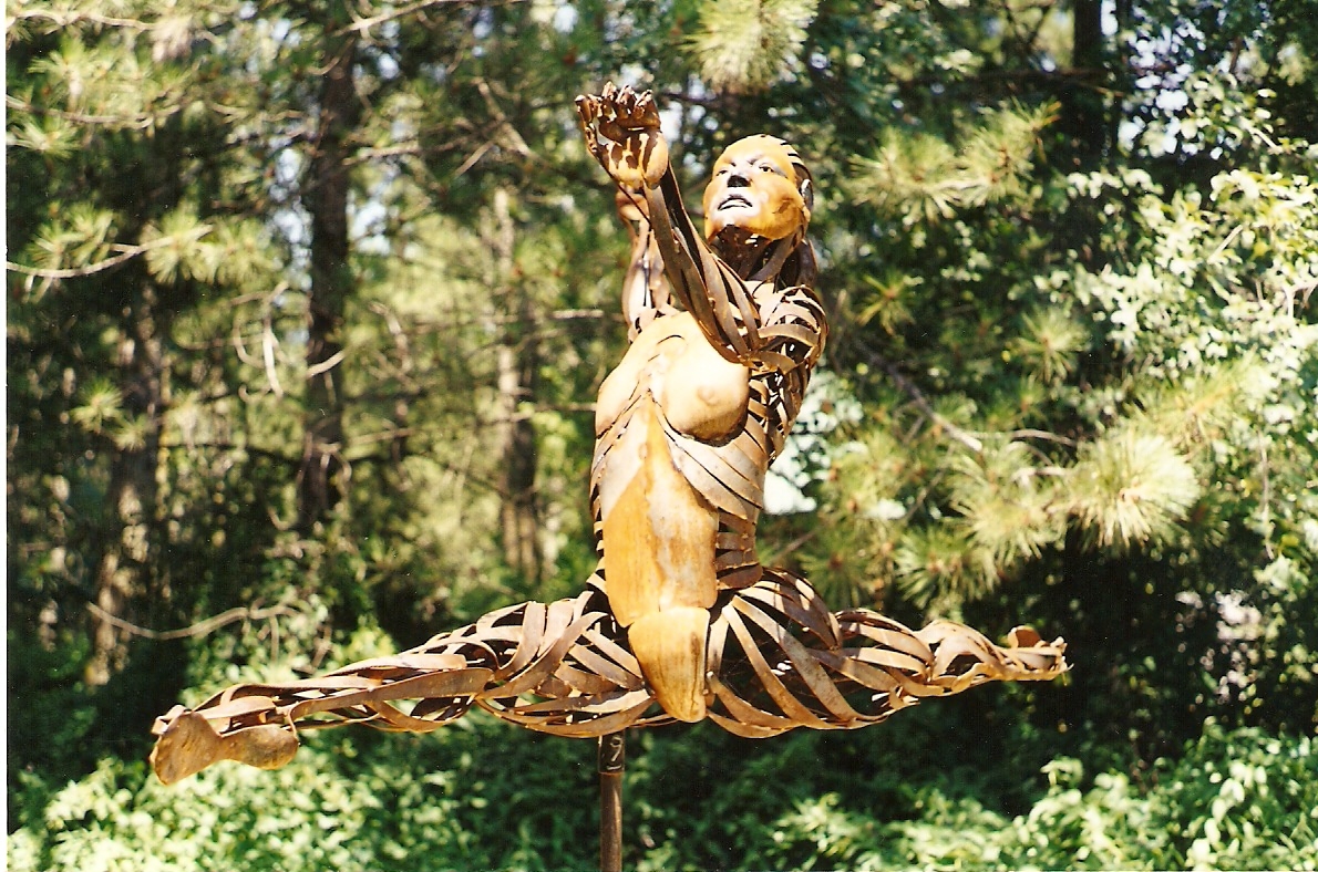 Metal sculpture by Richard Van Heuvelen