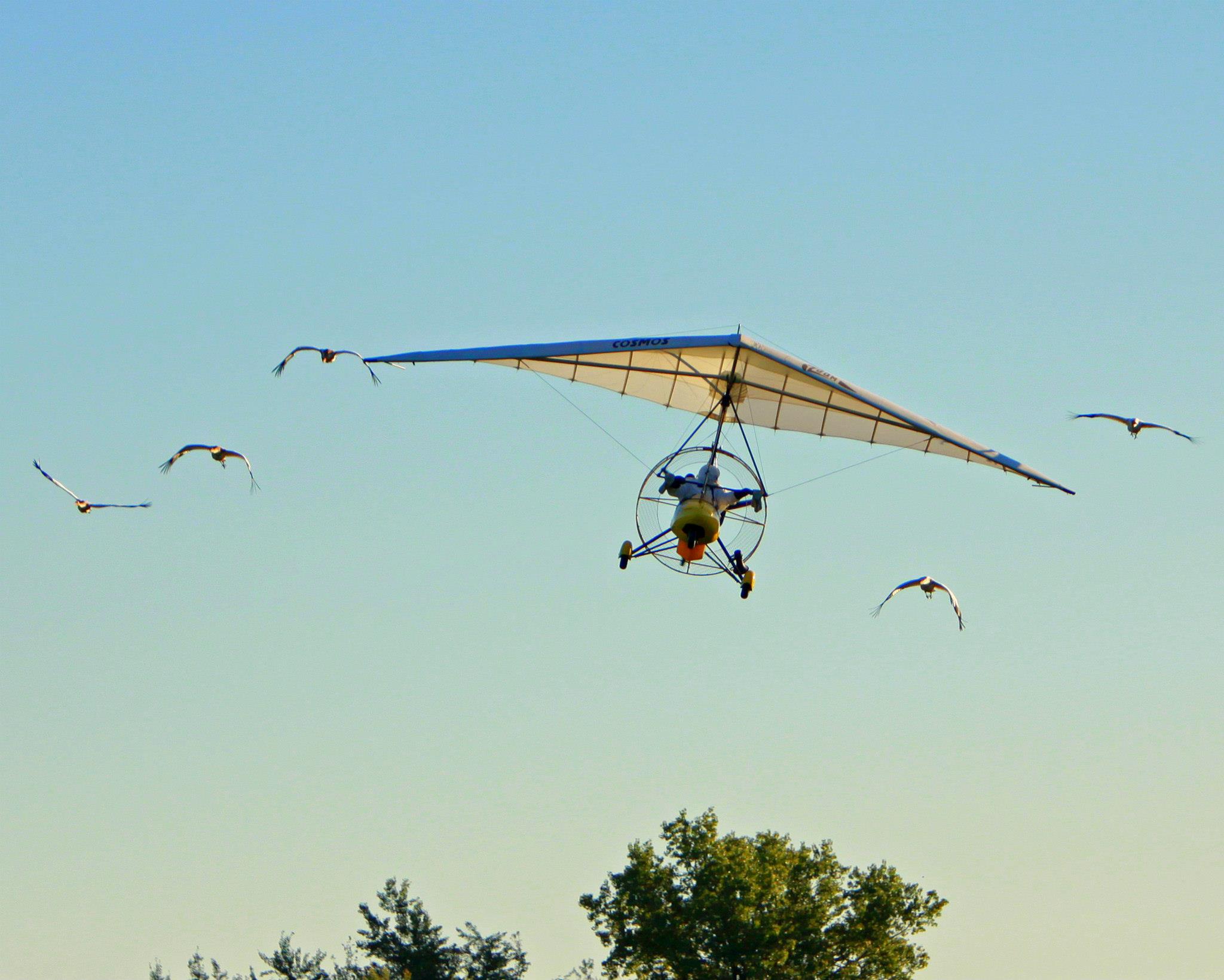 Richard Van Heuvelen flying his ultralight aircraft